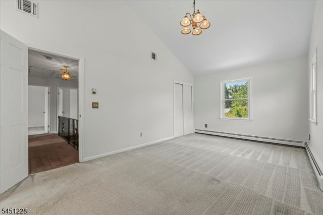 9 North Field Dr, Wantage Twp., NJ 07461