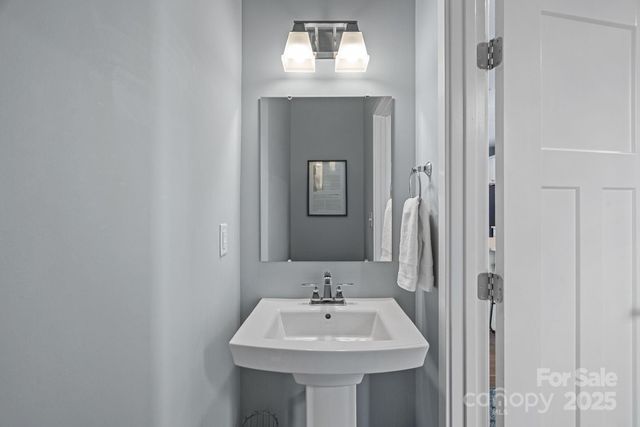 1263 N Caldwell Street, Charlotte, NC 28206