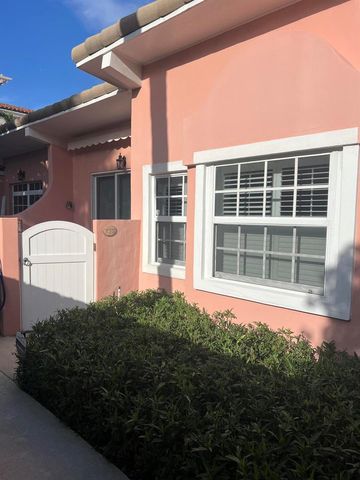 142 Peruvian Avenue 101, Palm Beach, FL 33480