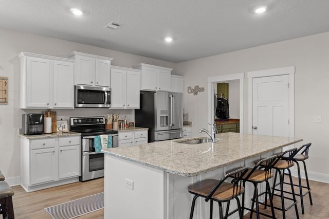 6226 Forest Bay Avenue, Gulf Breeze, FL 32563