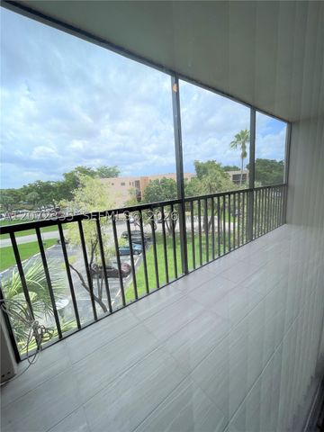 8520 SW 133rd Ave Rd 406, Miami, FL 33183