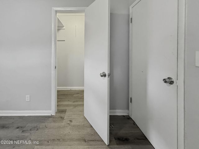 7632 HILLSIDE Drive, Jacksonville, FL 32221