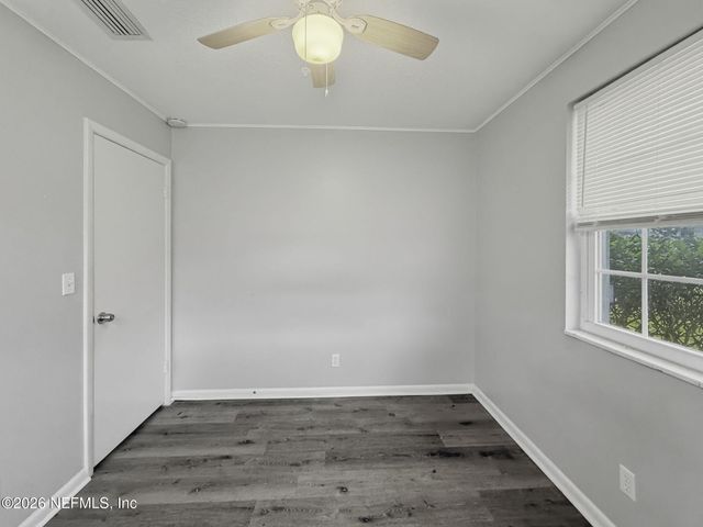 7632 HILLSIDE Drive, Jacksonville, FL 32221