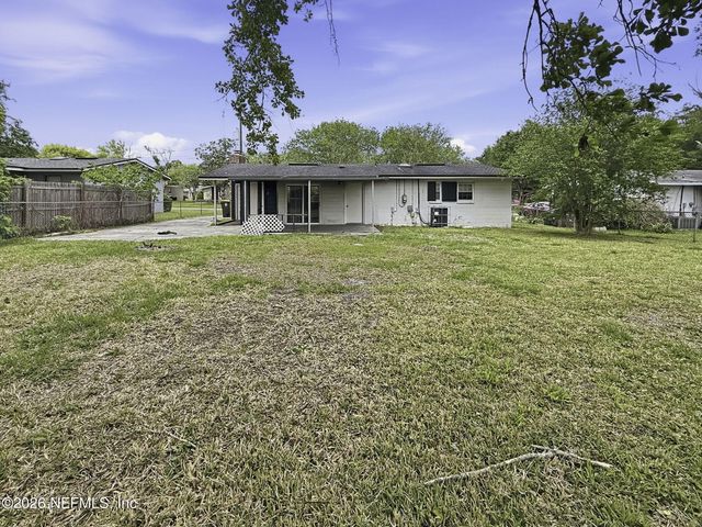 7632 HILLSIDE Drive, Jacksonville, FL 32221