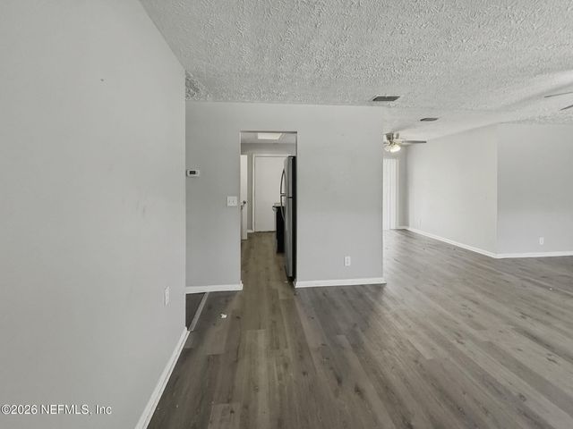 7632 HILLSIDE Drive, Jacksonville, FL 32221