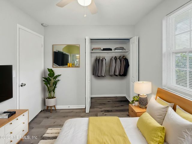 7632 HILLSIDE Drive, Jacksonville, FL 32221