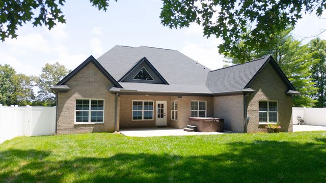 1031 Southwind Drive, Paducah, KY 42001