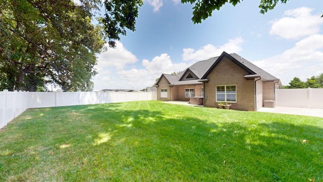1031 Southwind Drive, Paducah, KY 42001