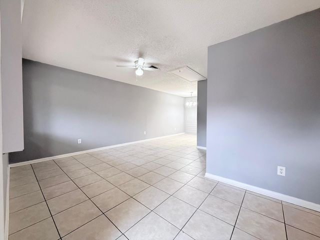 3108 Collin Drive A, West Palm Beach, FL 33406