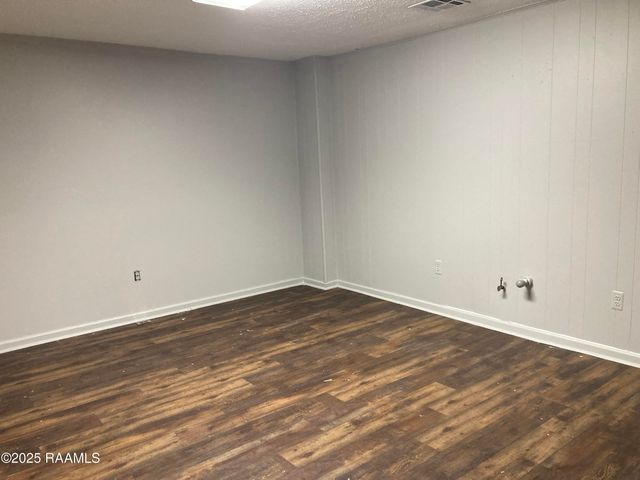 307 Amedee Drive B, Scott, LA 70583