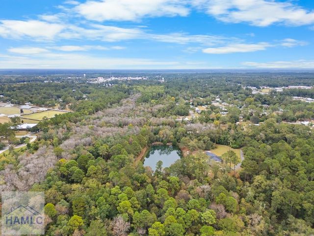 100 Morgan Drive, Jesup, GA 31545