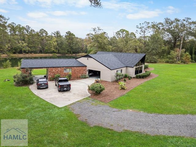 100 Morgan Drive, Jesup, GA 31545