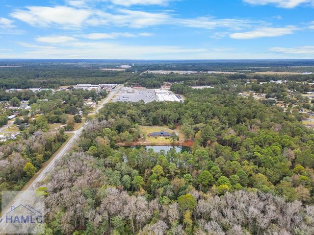 100 Morgan Drive, Jesup, GA 31545
