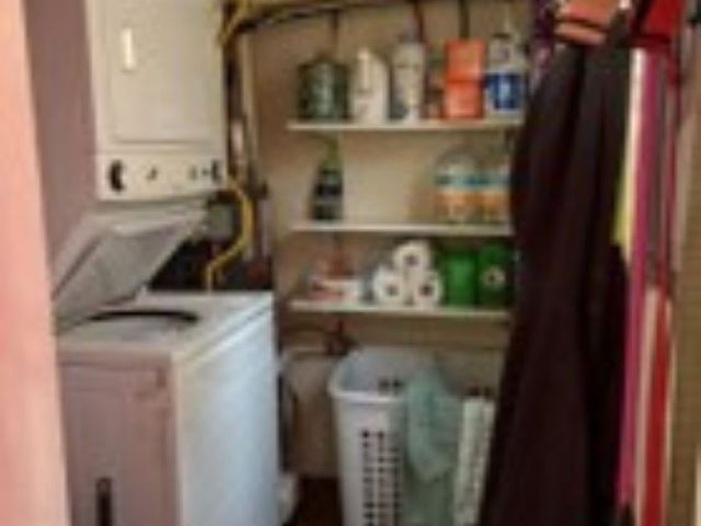 1120 Beverly Rd, Port Vue, PA 15133