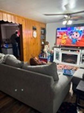 1120 Beverly Rd, Port Vue, PA 15133