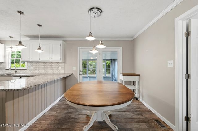 879 Bricklanding Road SW, Shallotte, NC 28470