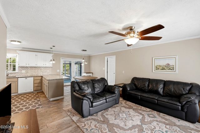 879 Bricklanding Road SW, Shallotte, NC 28470