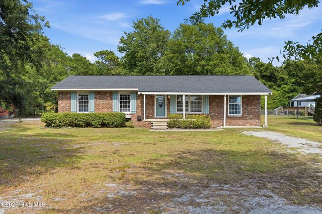 879 Bricklanding Road SW, Shallotte, NC 28470