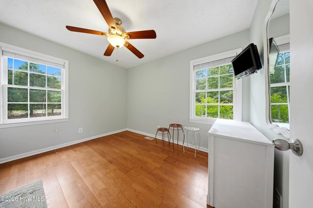 879 Bricklanding Road SW, Shallotte, NC 28470