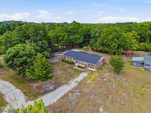 879 Bricklanding Road SW, Shallotte, NC 28470