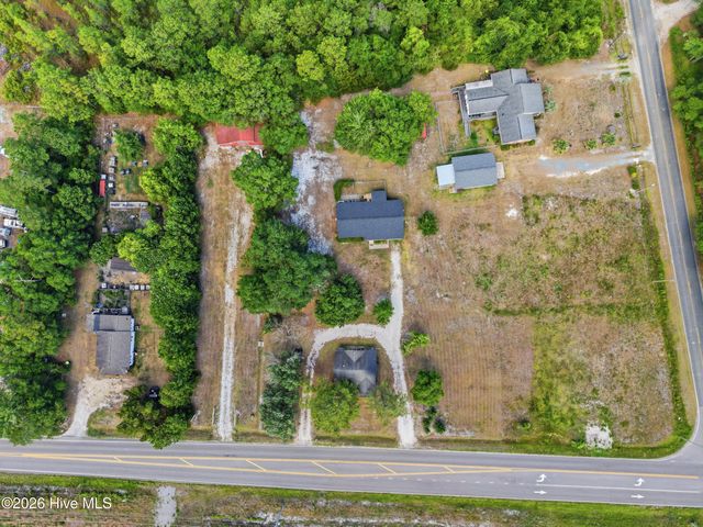 879 Bricklanding Road SW, Shallotte, NC 28470