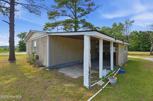 879 Bricklanding Road SW, Shallotte, NC 28470