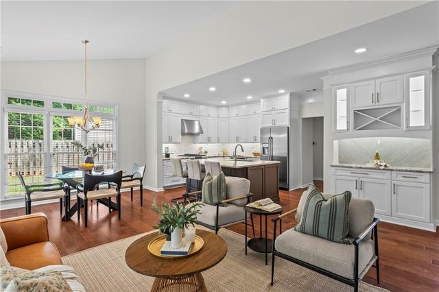 5495 Oxford Chase Way, Atlanta, GA 30338