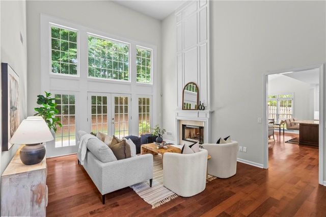 5495 Oxford Chase Way, Atlanta, GA 30338
