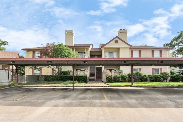 2120 El Paseo Street 405, Houston, TX 77054