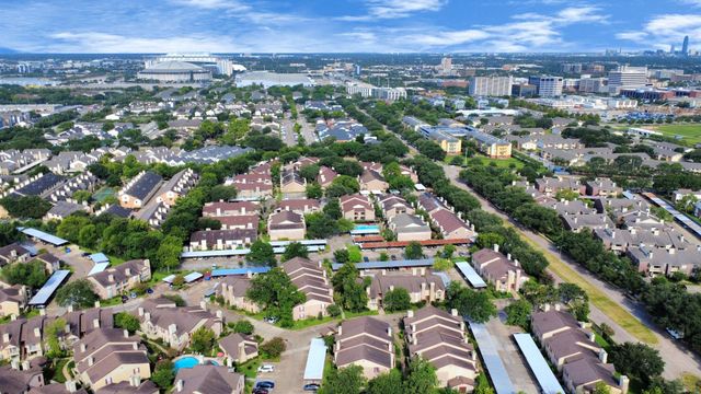 2120 El Paseo Street 405, Houston, TX 77054