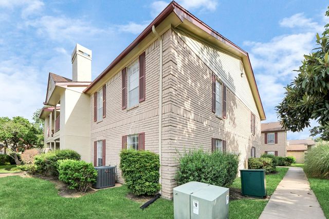 2120 El Paseo Street 405, Houston, TX 77054