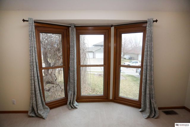 14106 S 21 Street, Bellevue, NE 68123