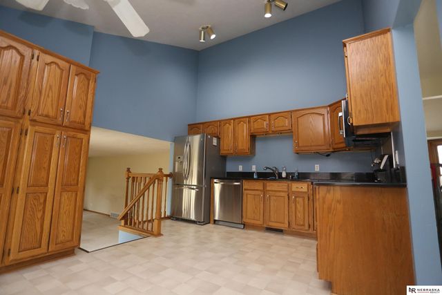 14106 S 21 Street, Bellevue, NE 68123