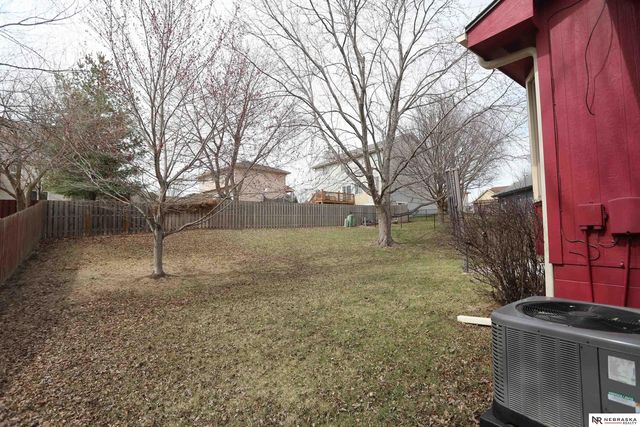 14106 S 21 Street, Bellevue, NE 68123