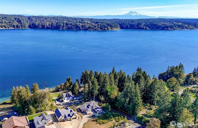 14295 Olalla Crest Lane SE, Olalla, WA 98359