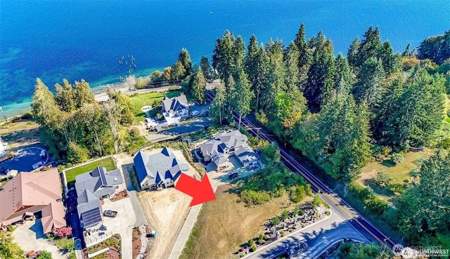 14295 Olalla Crest Lane SE, Olalla, WA 98359