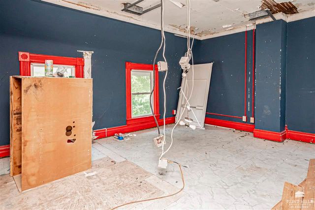 124 W Chestnut Street, Junction City, KS 66441