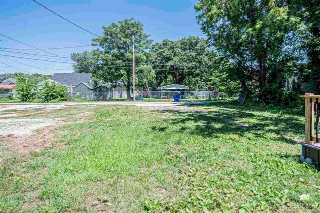 124 W Chestnut Street, Junction City, KS 66441