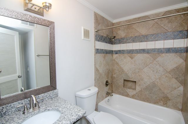 21 Vaughns Gap Rd Apt 110, Nashville, TN 37205