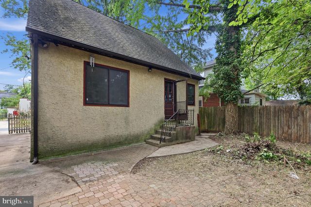 146 W BARBER AVE, Woodbury, NJ 08096