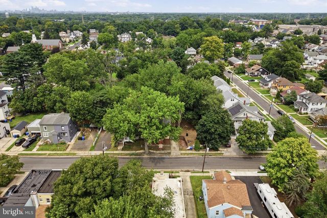 146 W BARBER AVE, Woodbury, NJ 08096