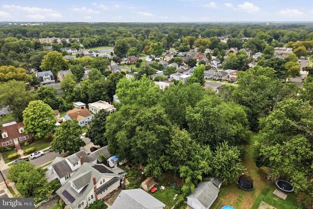 146 W BARBER AVE, Woodbury, NJ 08096