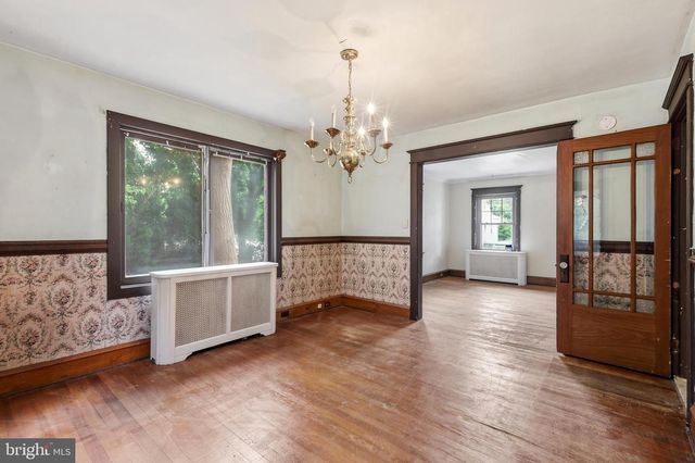 146 W BARBER AVE, Woodbury, NJ 08096
