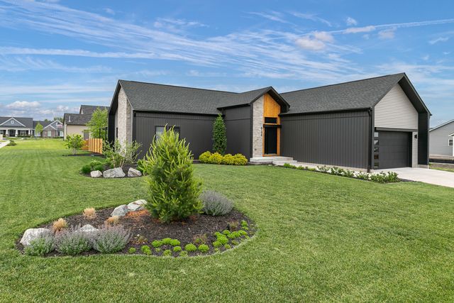 6139 Thor Avenue, Davenport, IA 52807