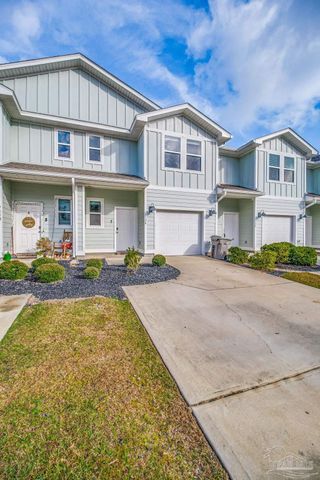 1528 Farragut Way, Pensacola, FL 32534