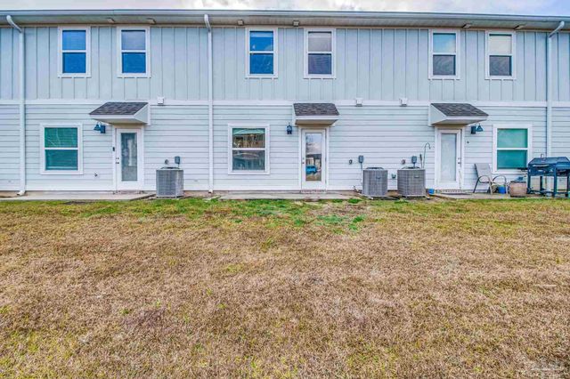 1528 Farragut Way, Pensacola, FL 32534