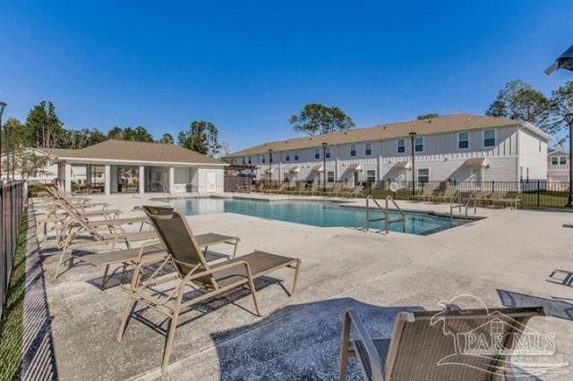 1528 Farragut Way, Pensacola, FL 32534