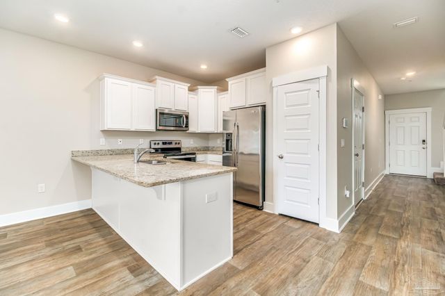 1528 Farragut Way, Pensacola, FL 32534