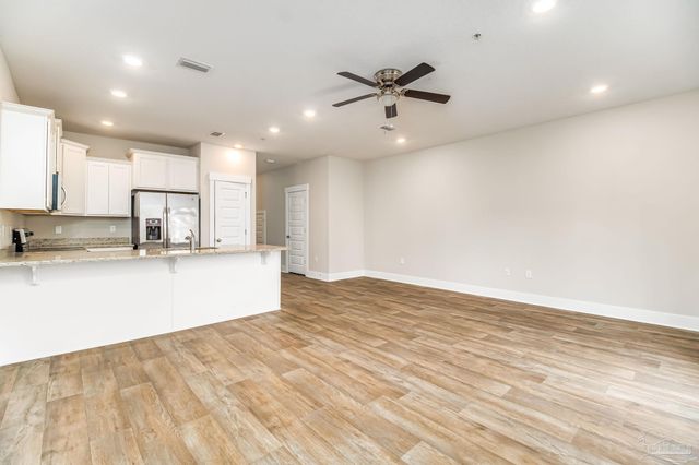 1528 Farragut Way, Pensacola, FL 32534