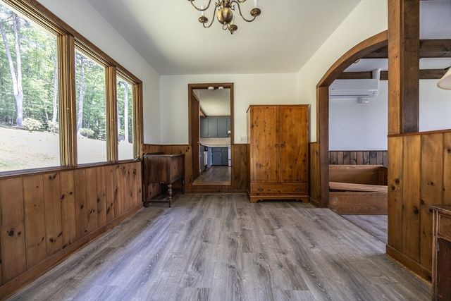 477 River Road, Deerfield, MA 01342